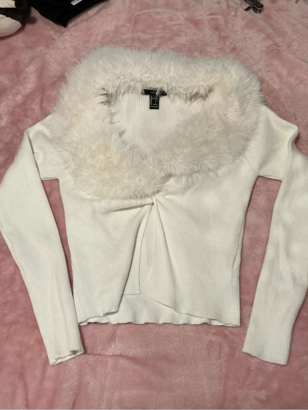Forever21 Fur Collar Sweater Longsleeve White size L